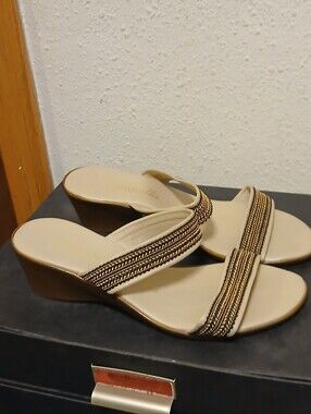 Toscanella Italy Cream Gold Woven Strap Wedge Sandals 8.5